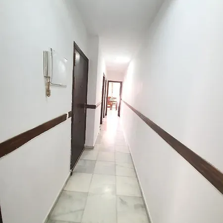 Calle Empedrada * جيريز