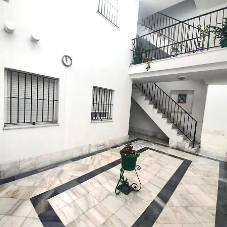 Calle Empedrada شقة